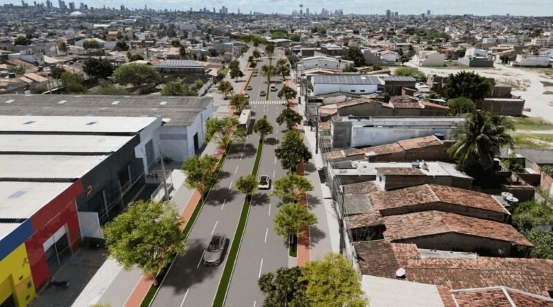 População aplaude compromisso de Bruno em duplicar a Avenida Francisco Lopes de Almeida, em Campina