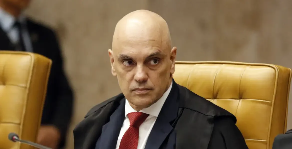 Associação ligada à Abin questiona relatório usado por Moraes contra Mendonça Associação ligada à Abin questiona relatório usado por Moraes contra Mendonça