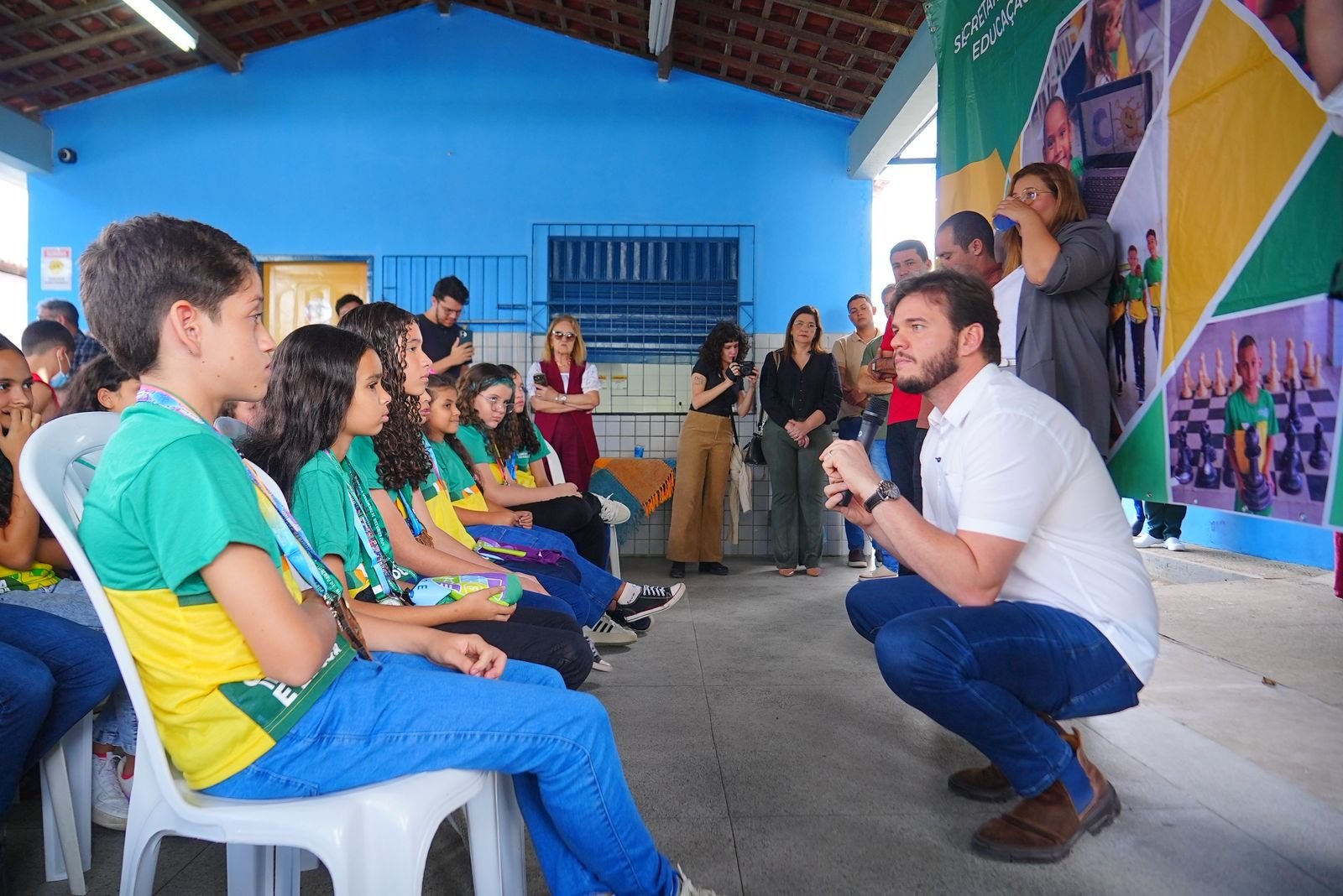 Bruno celebra conquista histórica de alunos da zona rural de Campina Grande: “Estamos colhendo os frutos do que plantamos desde 2021”
