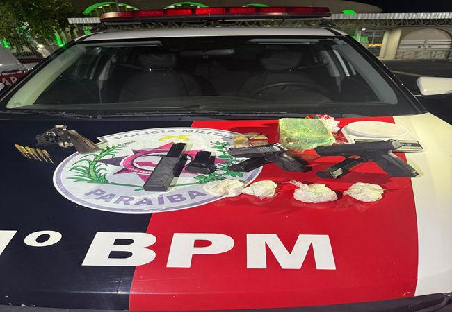 PM apreende armas e drogas durante operação em João Pessoa