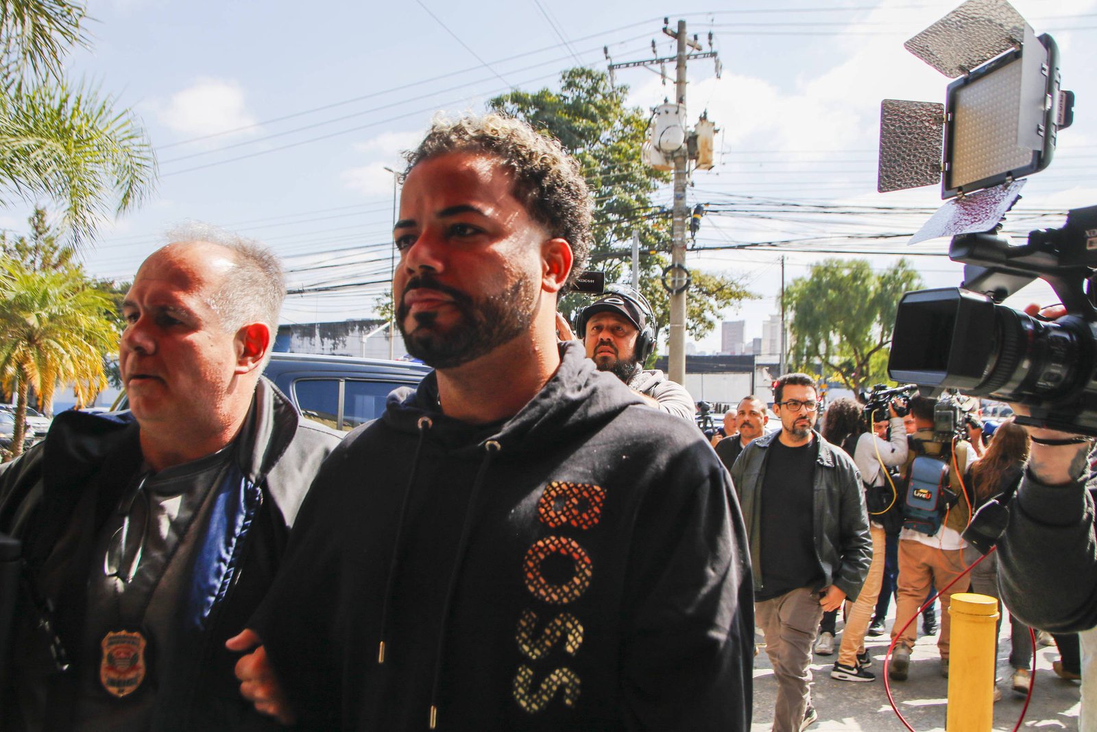 2 Polícia diz que influenciador Hytalo Santos teria plano para fugir do Brasil