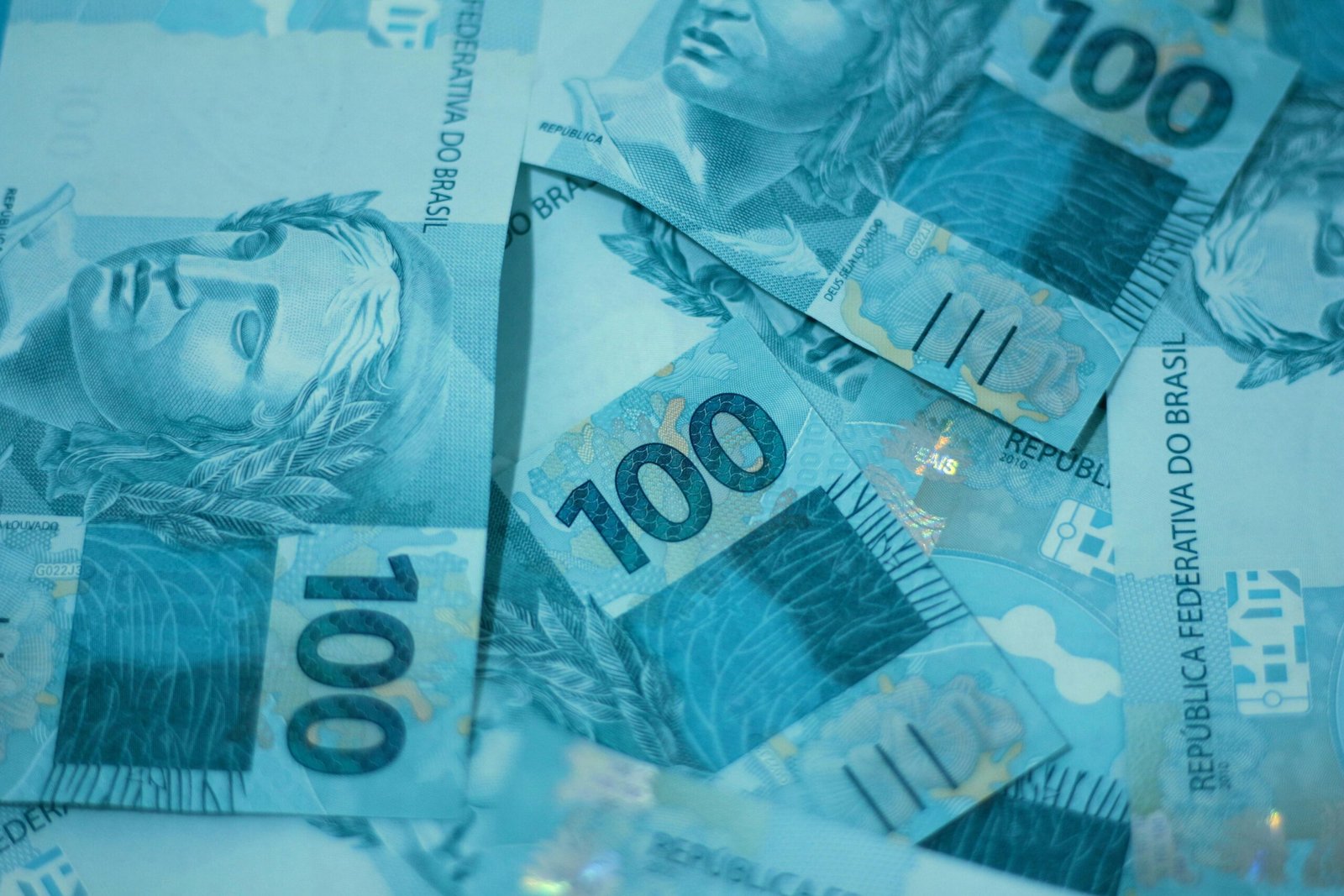 Forbes divulga lista dos bilionários brasileiros; veja os dez primeiros nomes