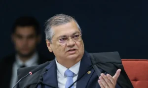 dino-Antonio-Augusto-STF-300x179 STF bloqueia R$ 6 milhões de Eduardo Cunha por indicação de emendas