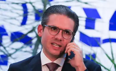 Motta reúne-se na terça (12) com líderes para definir pauta de votações