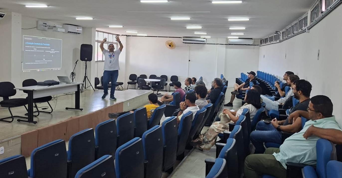 Parceria entre Prefeitura de João Pessoa e UFRPE abre seleção para curso em artes visuais em EaD