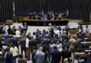 Câmara aprova PEC que dá blindagem inédita ao Congresso em resposta ao STF