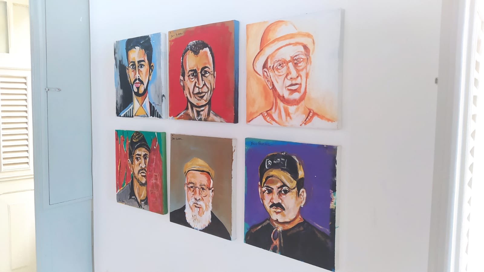 1-16 Prefeitura abre exposição João, Pessoas Reais, do artista Davi Queiroz, no Hotel Globo