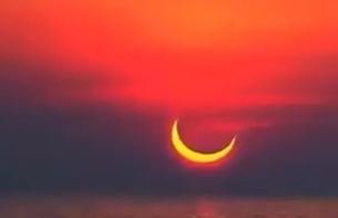 Lua de sangue: eclipse lunar total ocorre neste domingo