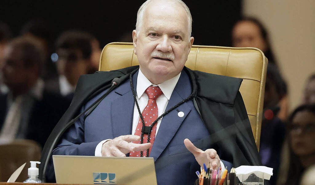 Brasil tem 100 magistrados ameaçados por atuar em processos contra facções criminosas, diz Fachin
