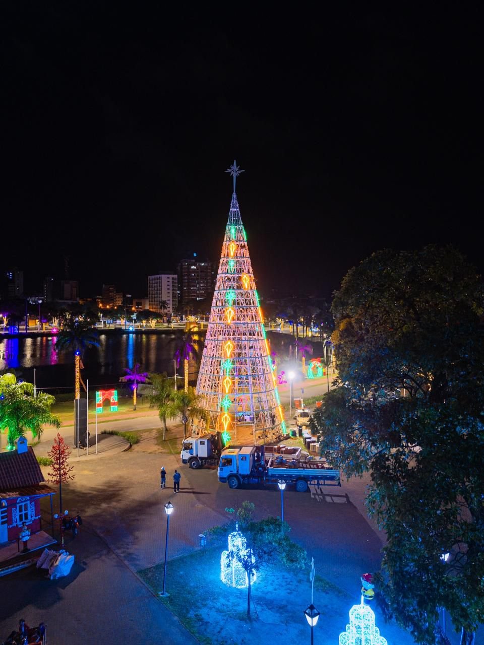 Prefeito anuncia data de acionamento oficial da iluminação natalina de João Pessoa para fortalecer o turismo e lazer da população