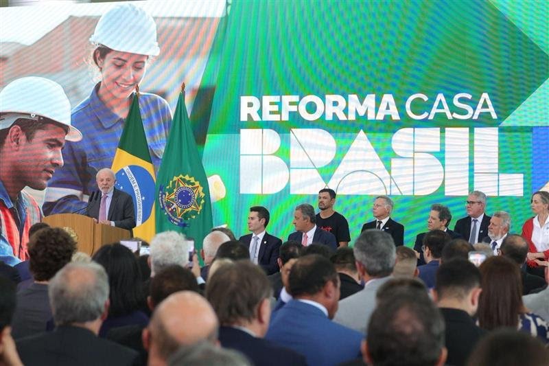 CAIXA e Governo Federal lançam programa com R$ 40 bilhões em crédito para reformas de moradias