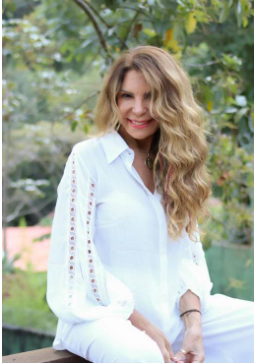 8 Elba Ramalho chama atenção nas redes sociais ao surgir com visual diferente; confira série de fotos