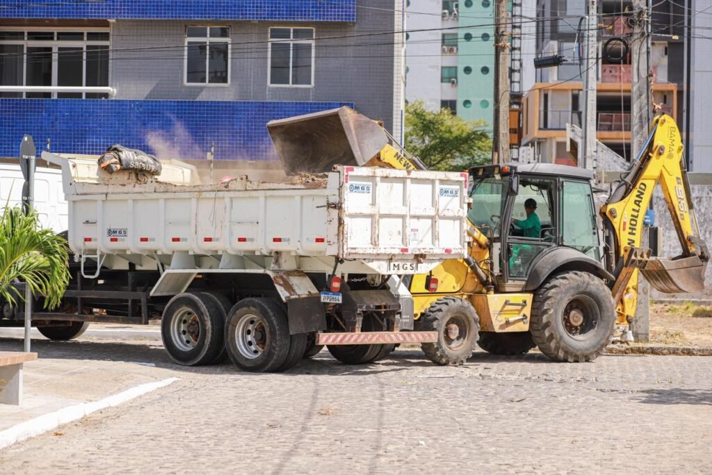 IMG_5286-1024x683 Projeto Cabe Mais Cuidado leva ao bairro de Camboinha ações de limpeza, manutenção e zeladoria urbana