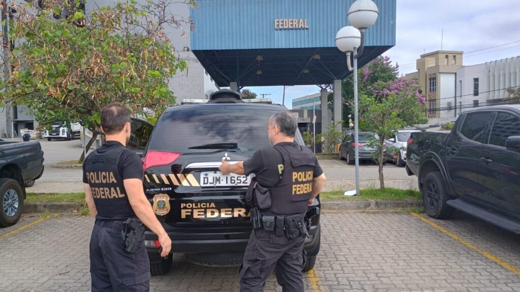 Imagem-do-WhatsApp-de-2025-12-04-as-11.43.35_ede866f1-1024x576 PF deflagra operação contra desvio de benefícios previdenciários