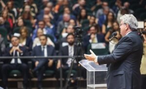 1-12-300x183 João Azevêdo empossa novos procuradores e auditores de contas e reafirma compromisso com gestão eficiente