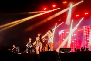 5-300x200 Cícero Lucena prestigia primeira noite do Forró Verão e destaca sucesso de público e ampliação do festival; confira programação