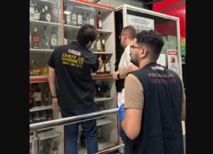 1-8-300x217 Procon-JP interdita bicos de gasolina, autua e apreende produtos sem validade em posto no Varadouro