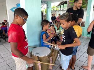 2-8-300x225 Folia da Inclusão: Prefeitura de CG realiza evento recordando o Carnaval, para incluídas do programa Colo pra Mãe