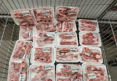 Procon-CG apreende carnes impróprias para consumo em supermercado de atacado