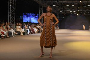 4-300x200 Desfile "Tramas Arretadas" faz sucesso no Espaço Cultural; governador prestigia. Veja fotos do evento