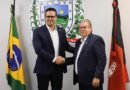 João Azevêdo transmite cargo para vice-governador Lucas Ribeiro que assume interinamente o governo até 1º de março