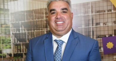 Projeto de Guga Pet permite enterro de animais em jazigos de famílias