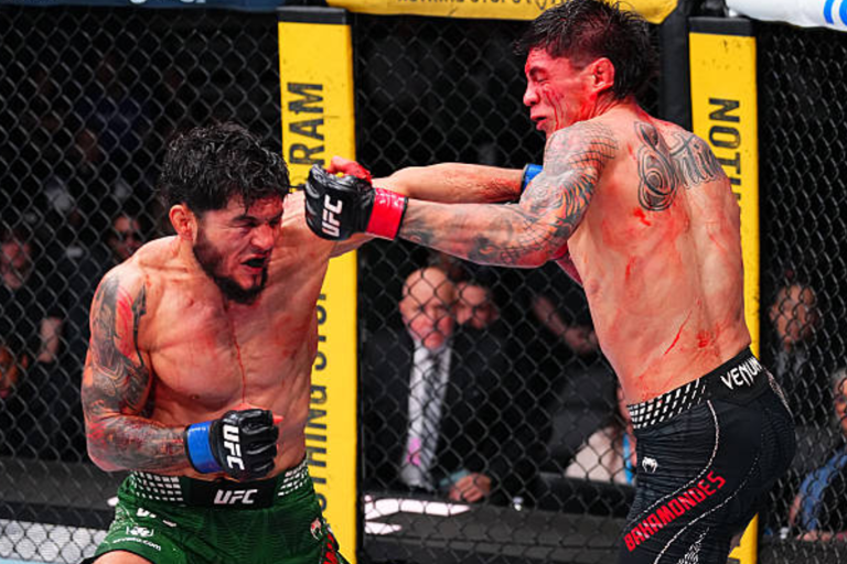 Imagem forte: Tofiq Musayev amassa rosto de rival no UFC Seattle e luta vira um banho de sangue