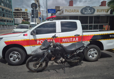 Polícia Militar recuperou veículo roubado durante operação na orla da Capital