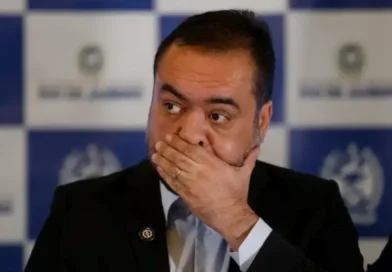 Para não ser cassado, governador do Rio de Janeiro deve renunciar nesta segunda-feira ao cargo