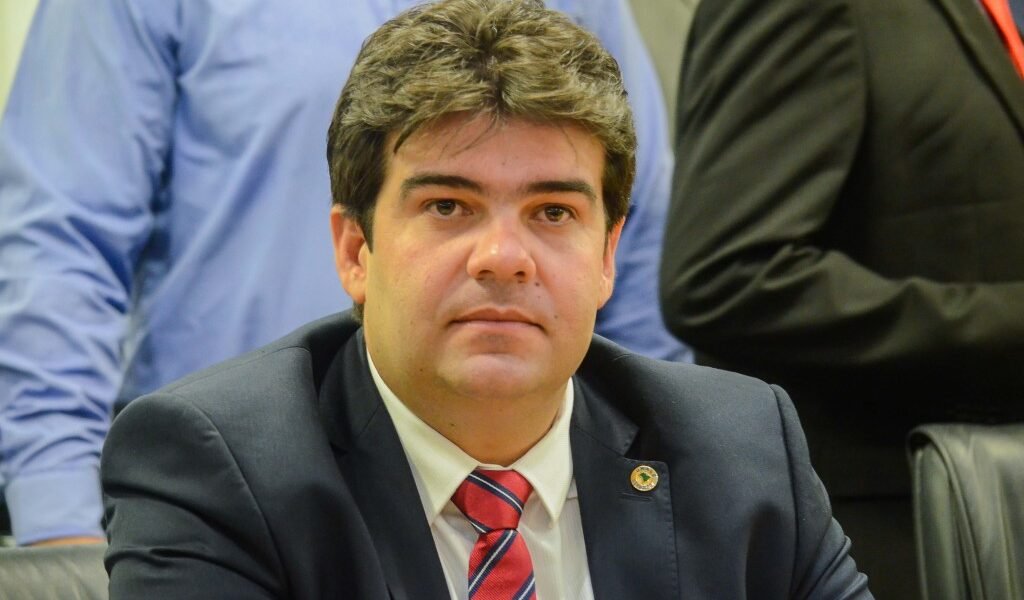 Eduardo Carneiro deve ser o vice de Lucas Ribeiro Eduardo Carneiro deve ser o vice de Lucas Ribeiro