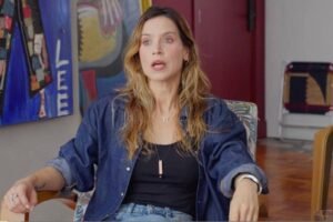 mel-lisboa-Reproducao-300x200 Mel Lisboa fala de relacionamento abusivo aos 15 anos: "Ele me batia e eu batia de volta"