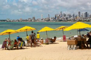 praia-secom-jp-300x200 Prefeitura monta força-tarefa e investe para apresentar João Pessoa como melhor destino turístico do Brasil