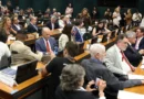 Pedido de vista adia votação da PEC do fim da 6×1 na CCJ da Câmara