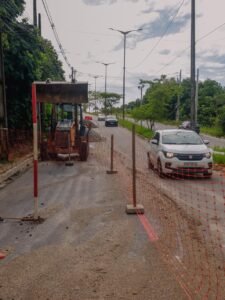 2-1-225x300 Leo Bezerra inspeciona obra de reconstrução de rede de drenagem na ladeira do Timbó e reforça mudanças no trânsito