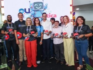 2-8-300x227 Governador Lucas Ribeiro abre Competição Paraibana de Robótica 2026 e destaca inovação na educação