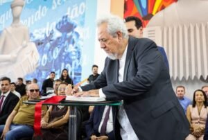 3-300x202 Governador Lucas Ribeiro empossa novos secretários e destaca compromisso com ritmo de entregas à população da Paraíba 