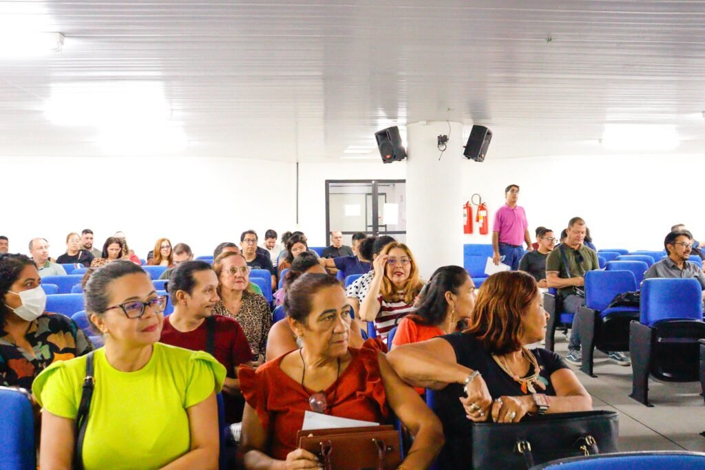 573a7743-04ea-6ee7-2608-8b211c100d5a-1024x683 Prefeitura realiza formação sobre relações étnico-raciais para professores do Ensino Fundamental II