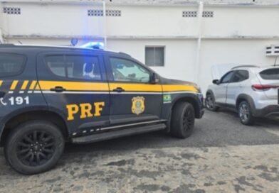 Em menos de 7 horas, a PRF na Paraíba tira de circulação arma de fogo e cinco veículos roubados ou adulterados