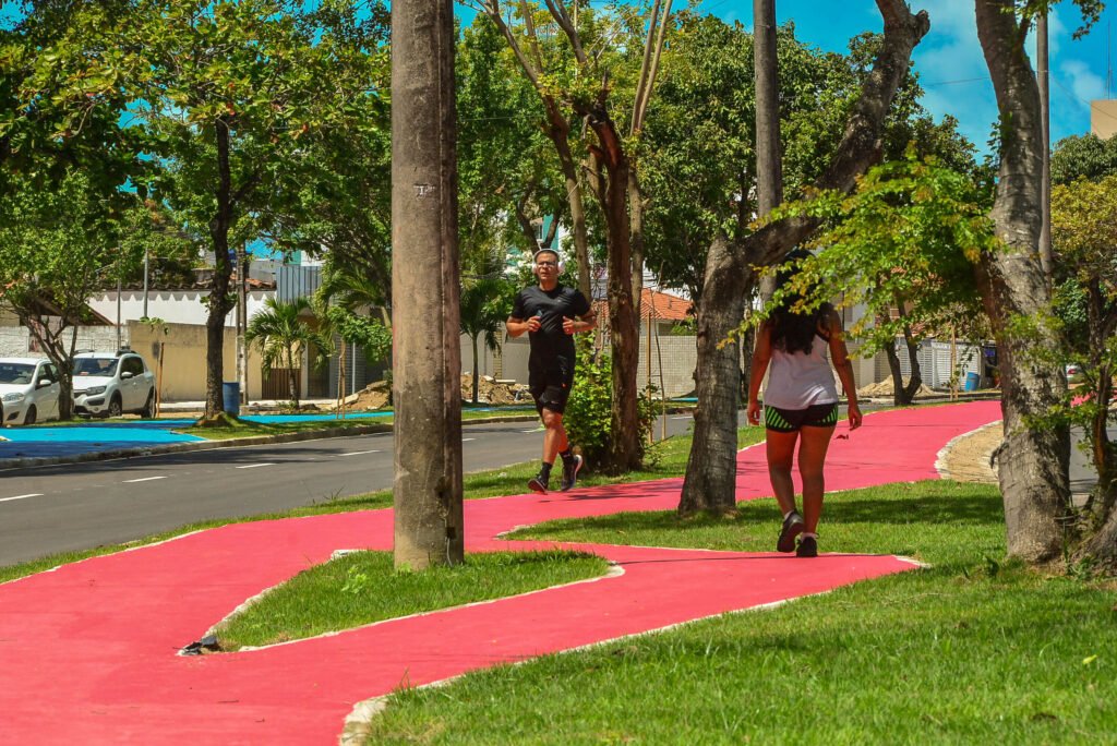 ce0c0875-1968-e4e6-a0ac-0f385b855783-1024x684 Bancários completa 48 anos e se consolida como polo de investimentos da Prefeitura de João Pessoa