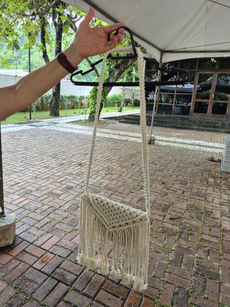 unnamed-2026-04-30T092216.730-768x1024 Moda consciente é destaque na Feira dos Aromas da FCJA neste Dia do Trabalho