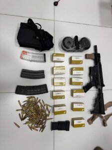 2-1-225x300 Operação Trapiche apreende fuzil de alto poder destrutivo, prende 20 e bloqueia R$ 1 milhão de organizações criminosas em JP