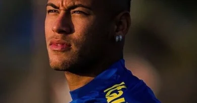 Neymar vai jogar se merecer jogar, diz Ancelotti