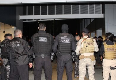Operação Trapiche apreende fuzil de alto poder destrutivo, prende 20 e bloqueia R$ 1 milhão de organizações criminosas em JP
