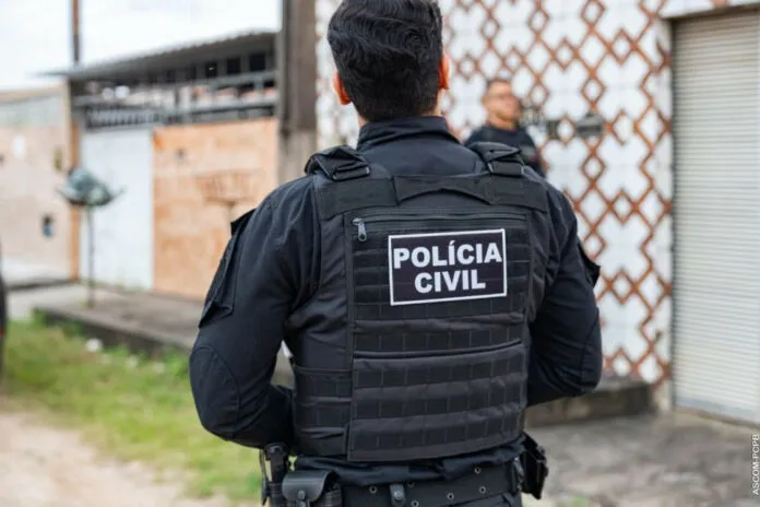 TIO E SOBRINHO: Polícia Civil prende dois homens condenados por estupro de vulnerável contra adolescente TIO E SOBRINHO: Polícia Civil prende dois homens condenados por estupro de vulnerável contra adolescente