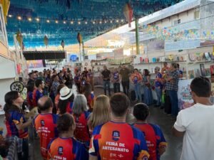 1-25-300x225 Artesãos transformam festejos juninos em oportunidade de negócio em Santa Luzia