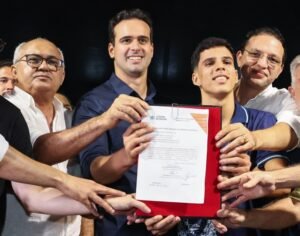 2-6-300x236 Governador Lucas Ribeiro entrega obras em Pilar e autoriza novas estradas em São Miguel de Taipu e Pedras de Fogo