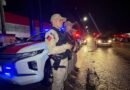 Polícia Militar apreende 18 armas e prende 24 procurados da Justiça durante o fim de semana Polícia Militar apreende 18 armas e prende 24 procurados da Justiça durante o fim de semana