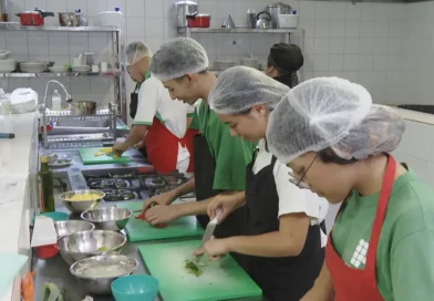 Desemprego até maio cai para 5,6%, o menor já registrado no período
