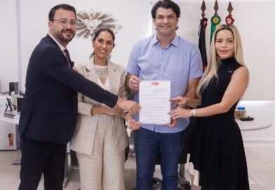 Leo Bezerra assina doação de terreno para nova sede do Ministério Público do Trabalho