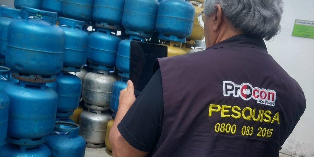 Gás de cozinha varia mais de R$ 32 em João Pessoa; pesquisa aponta onde encontrar os menores preços Gás de cozinha varia mais de R$ 32 em João Pessoa; pesquisa aponta onde encontrar os menores preços